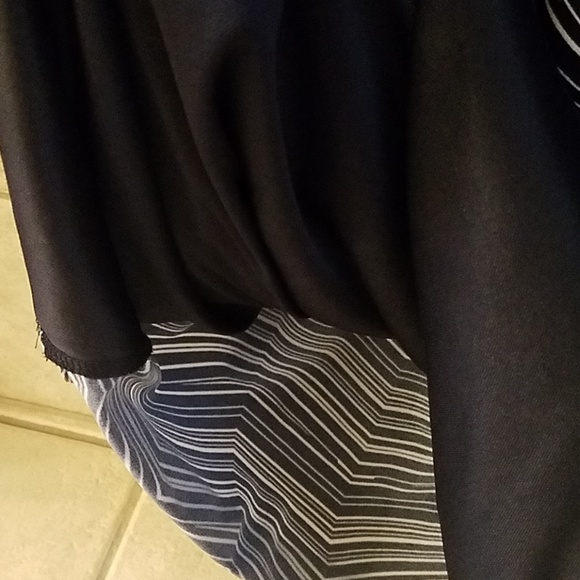 STORM Dress Black and White Small - Picture 5 of 7